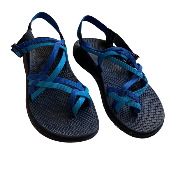 womens chaco size 10